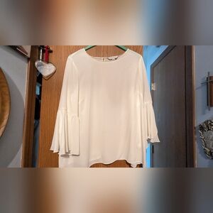 Ladies XL White Counterparts Top